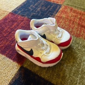 Red and White Nike Air Max, Size 4c!